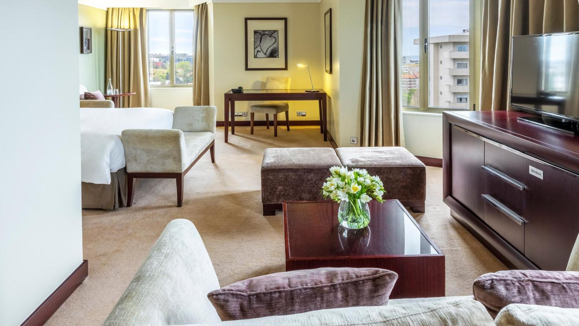 ホテル クラウンプラザ ポルト エクステリア 写真 Suite at the Hotel